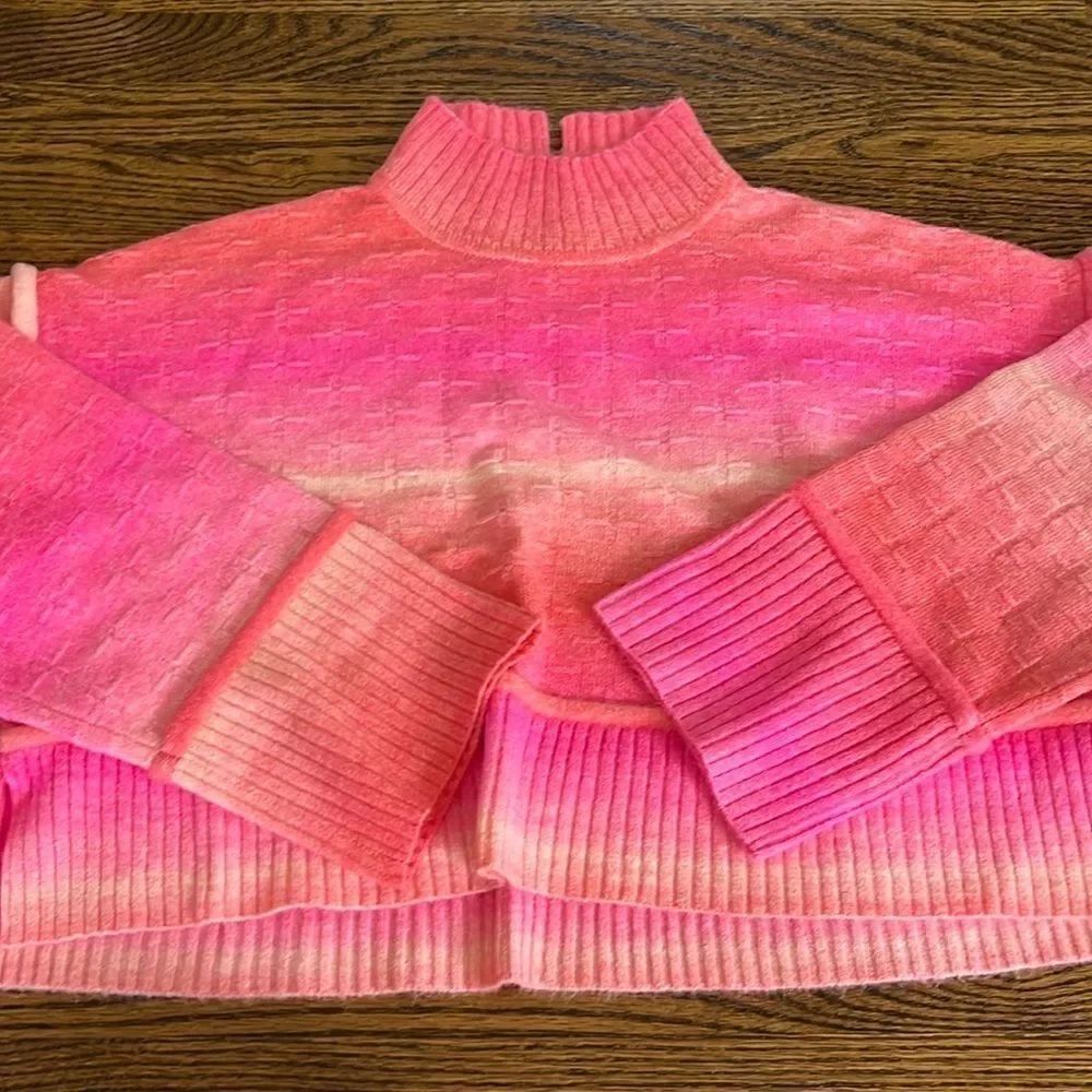 Pilcro Size Small Pilcro Cropped Mock Neck Sweater by Anthropologie Pink Ombré - Picture 5 of 7